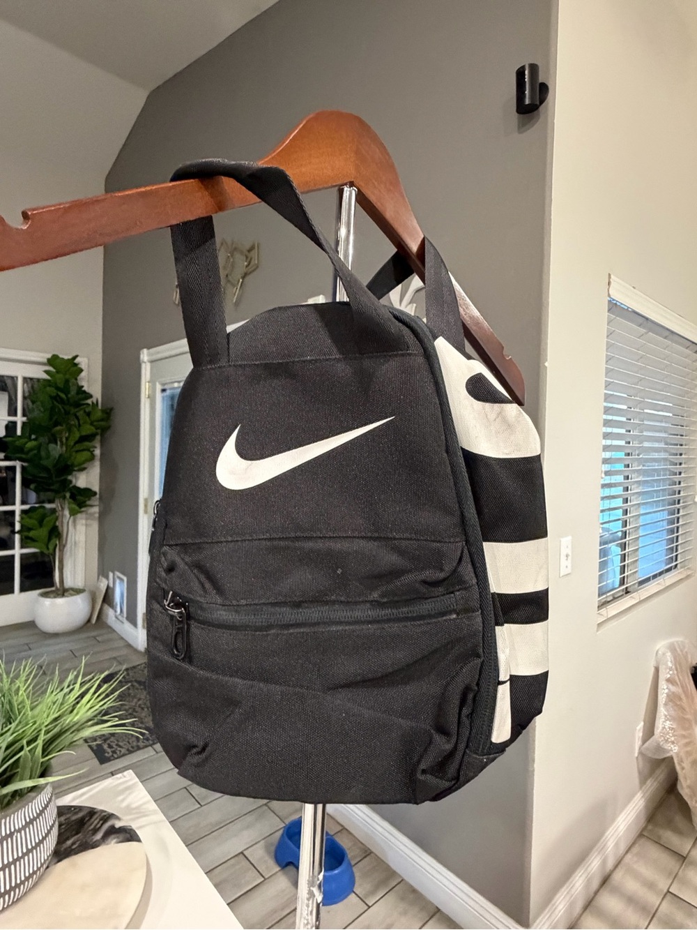 Nike Black & White lunchbox Swoosh Logo